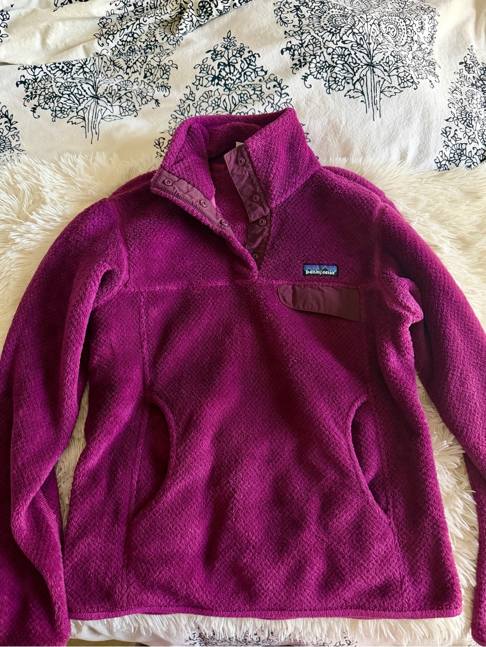 Women’s Patagonia Snap-T Fleece Pullover - Berry Plum Size XS